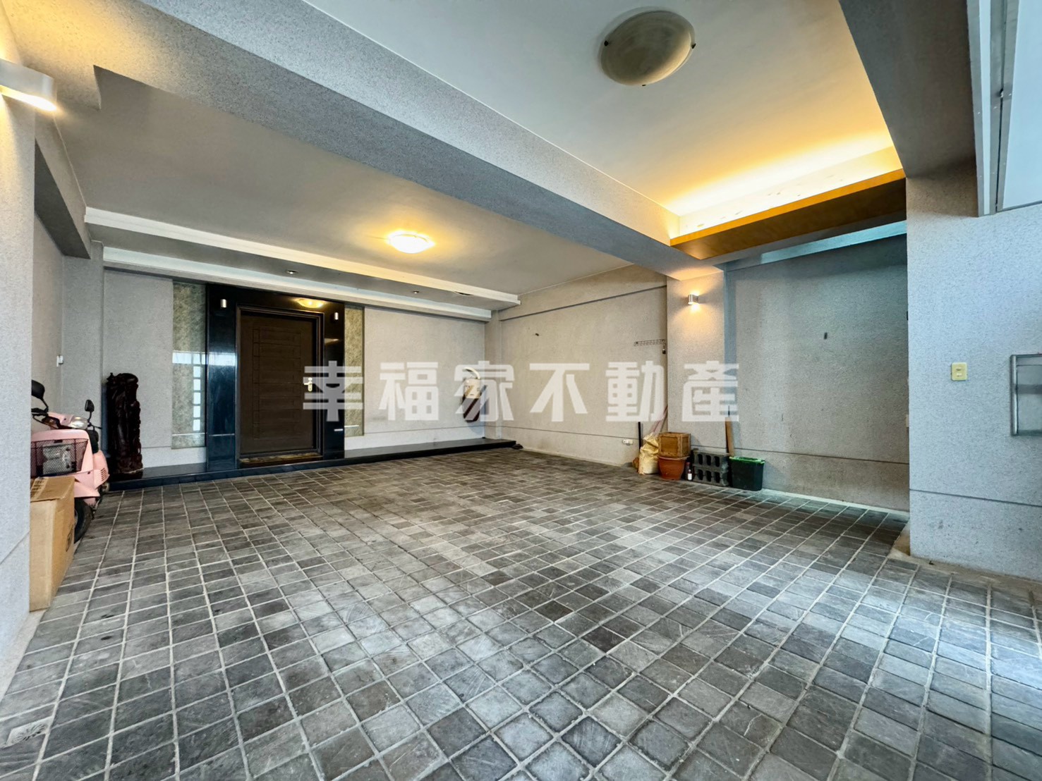 安平精華地段併排雙車電梯墅