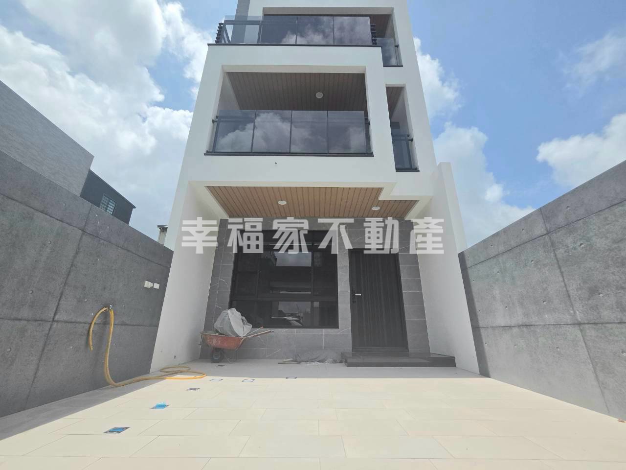 土城鹿耳門獨院大地坪雙車墅