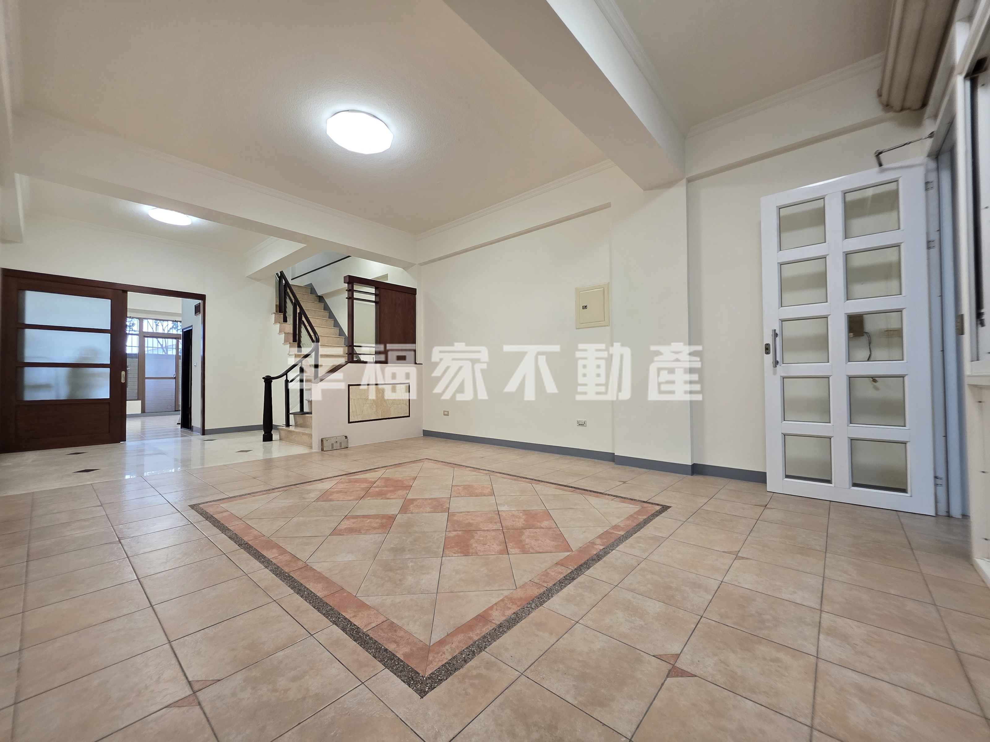 虎尾寮可雙車精美透天
