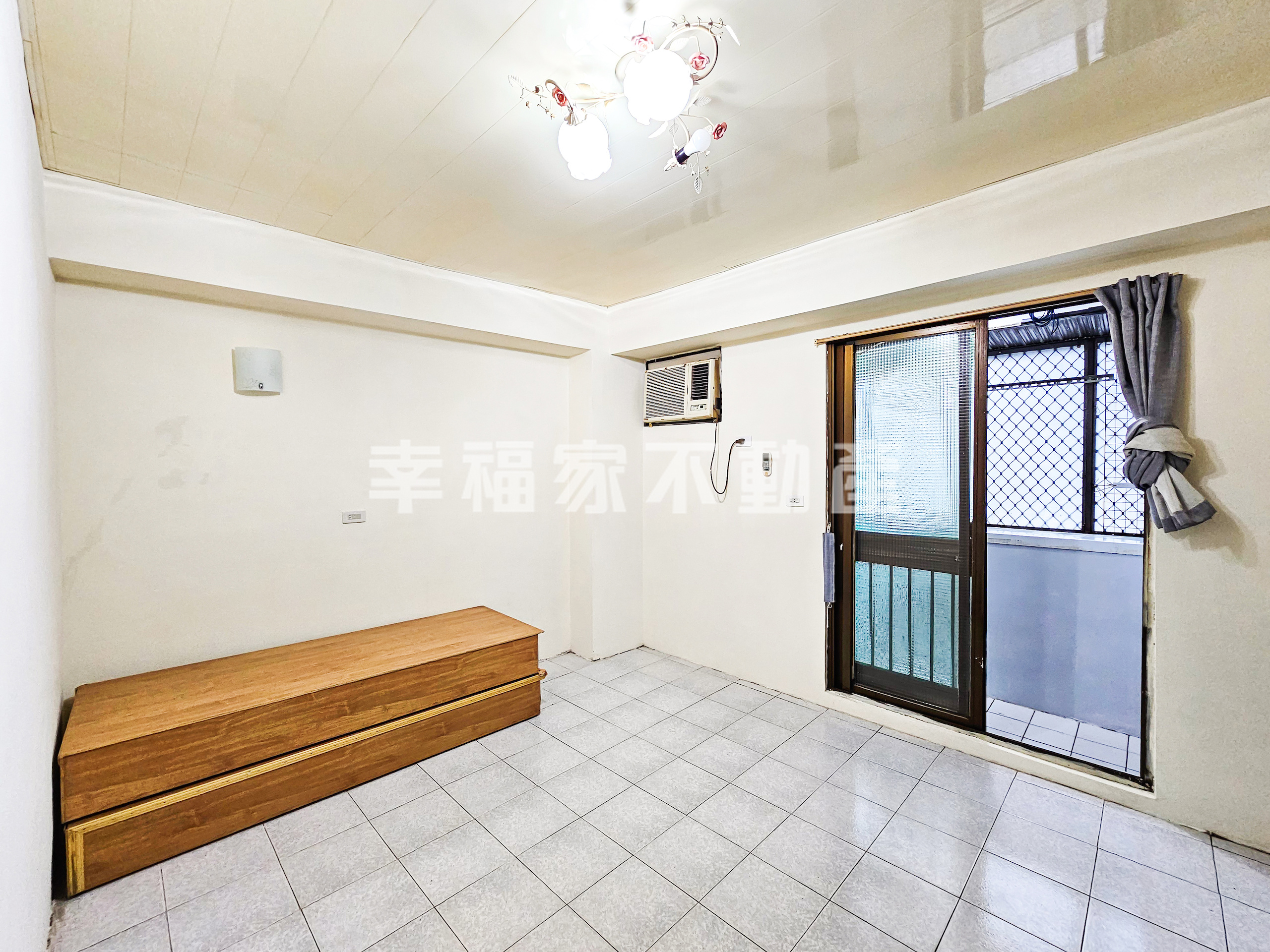 設計師最愛 電梯陽台套房