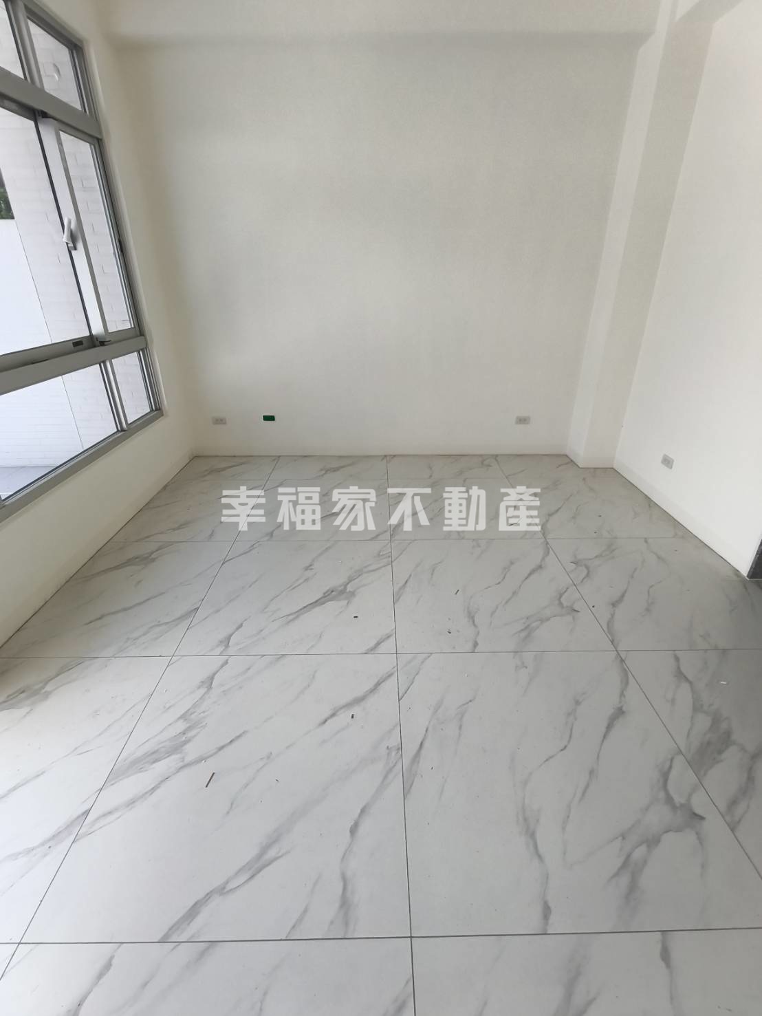西港，日式全新電梯雙車墅C