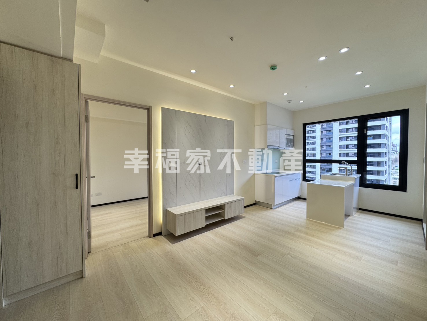 愛琴海裝潢美兩房