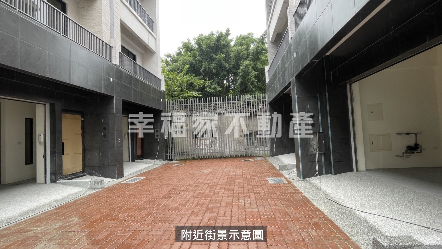 安南區長和路全新車墅C