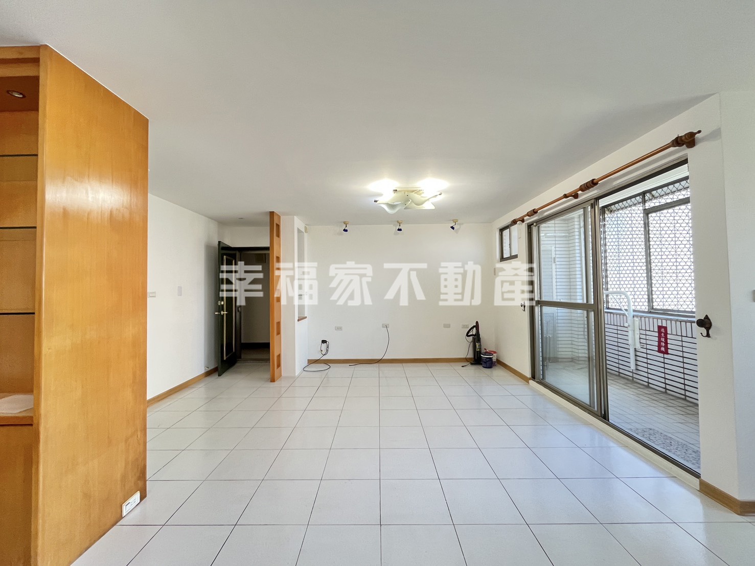 專文元國小■四房採光平車