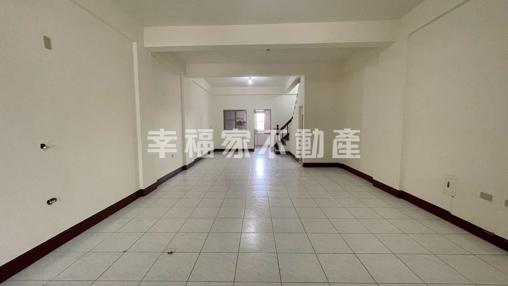 近南科大地坪三樓半透天