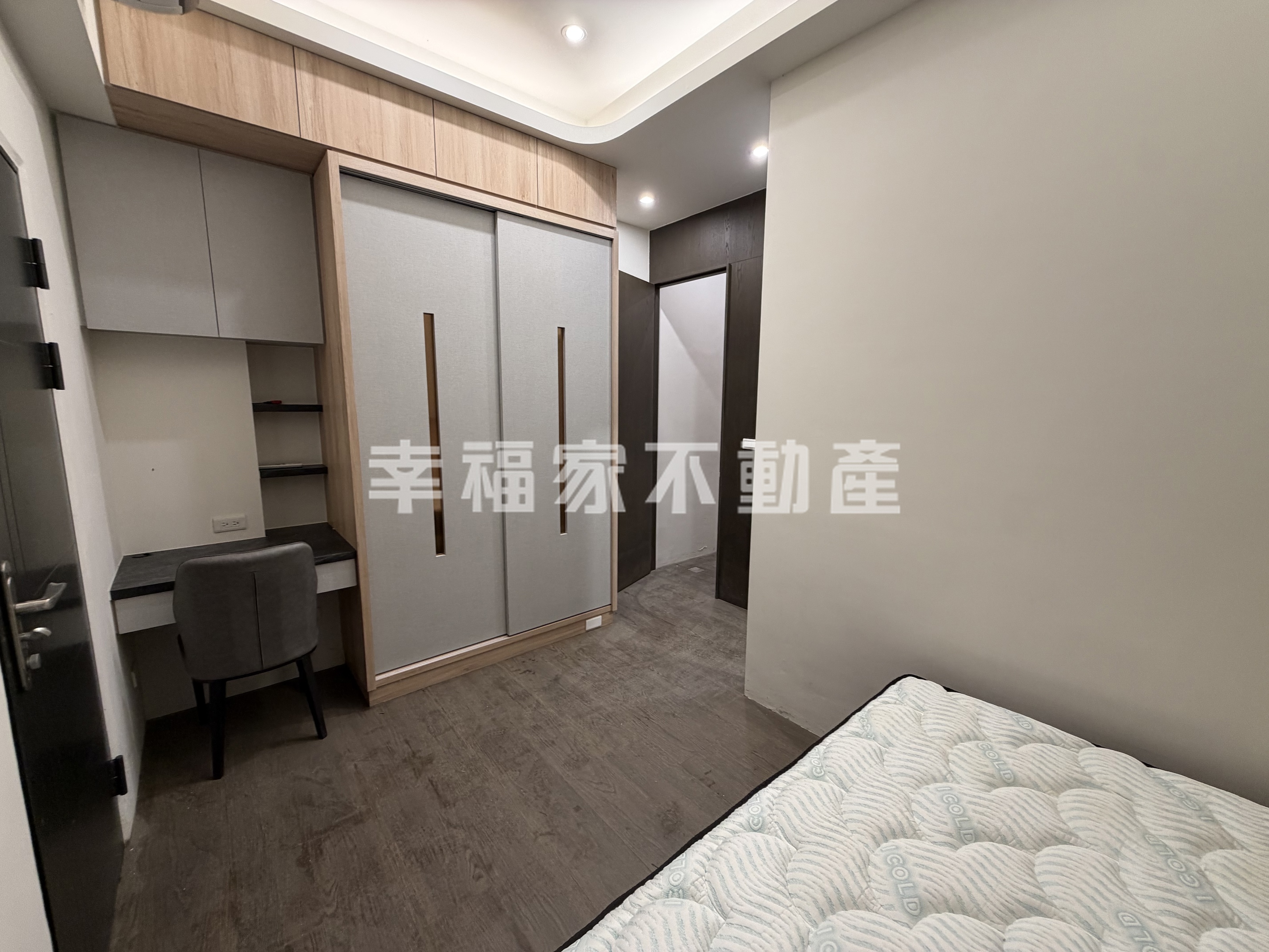 (租)中西區質感裝潢套房1F