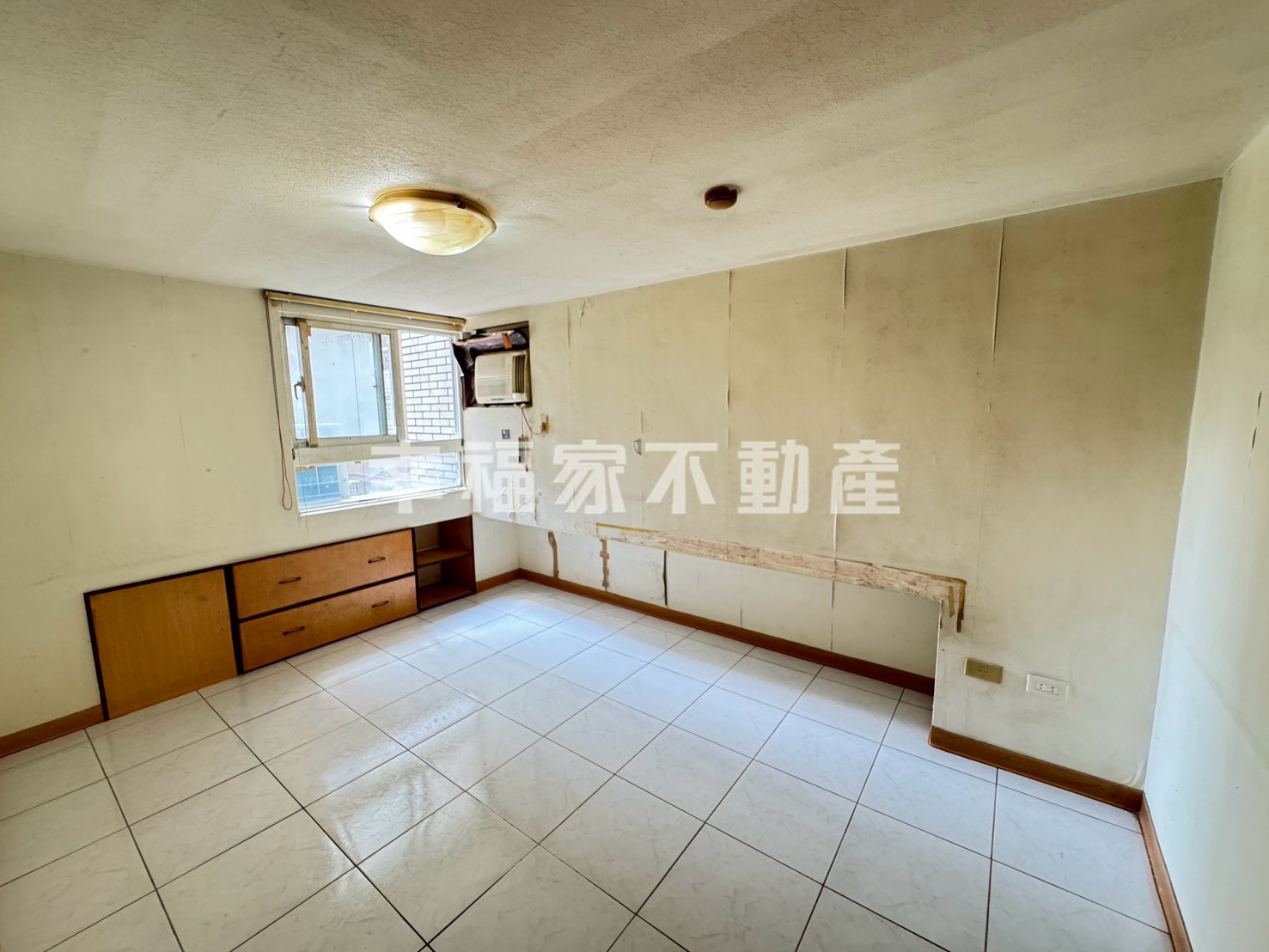 永康高岡屋樓中樓採光平車