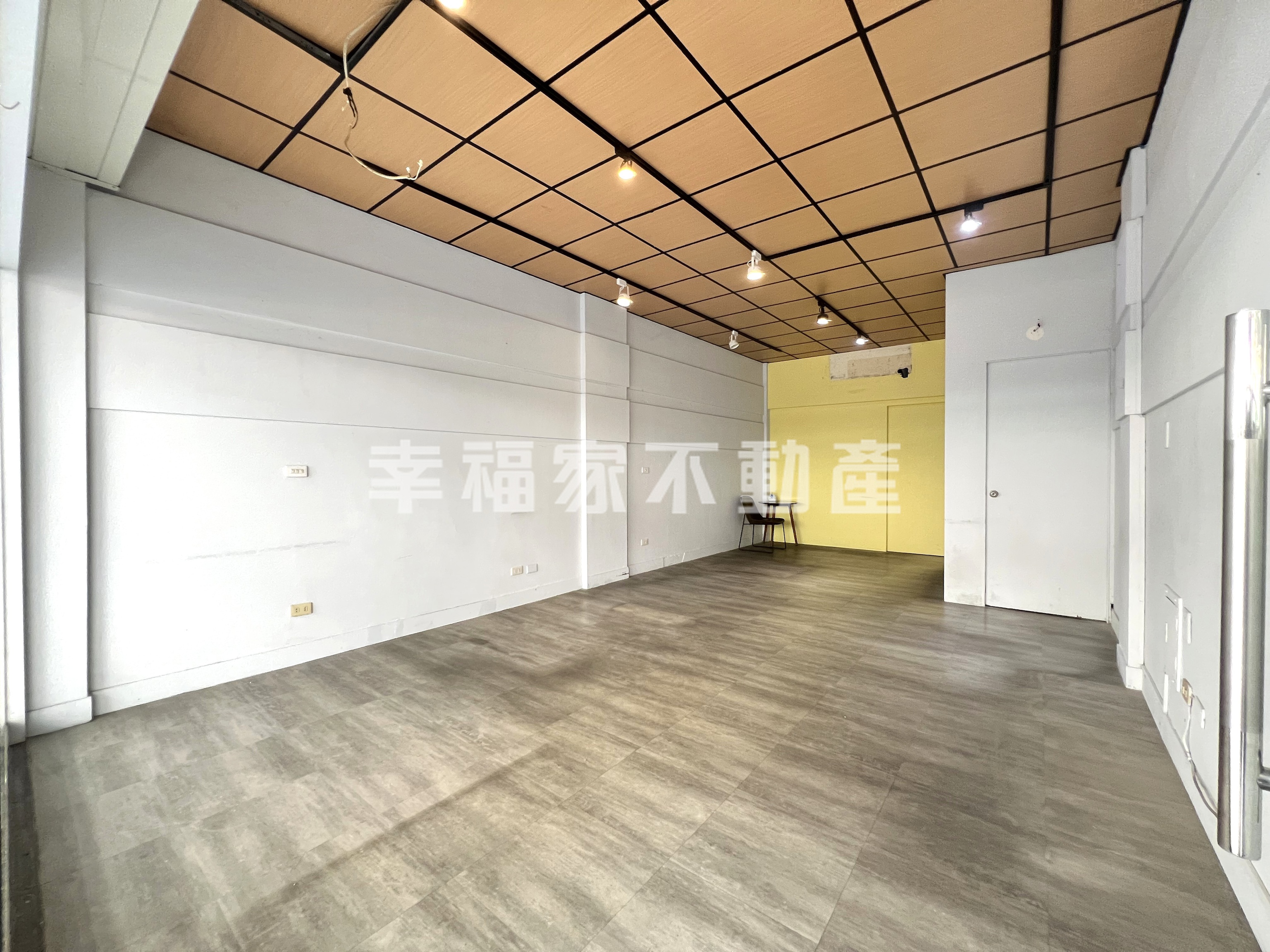 近南紡平實稀有透天店住