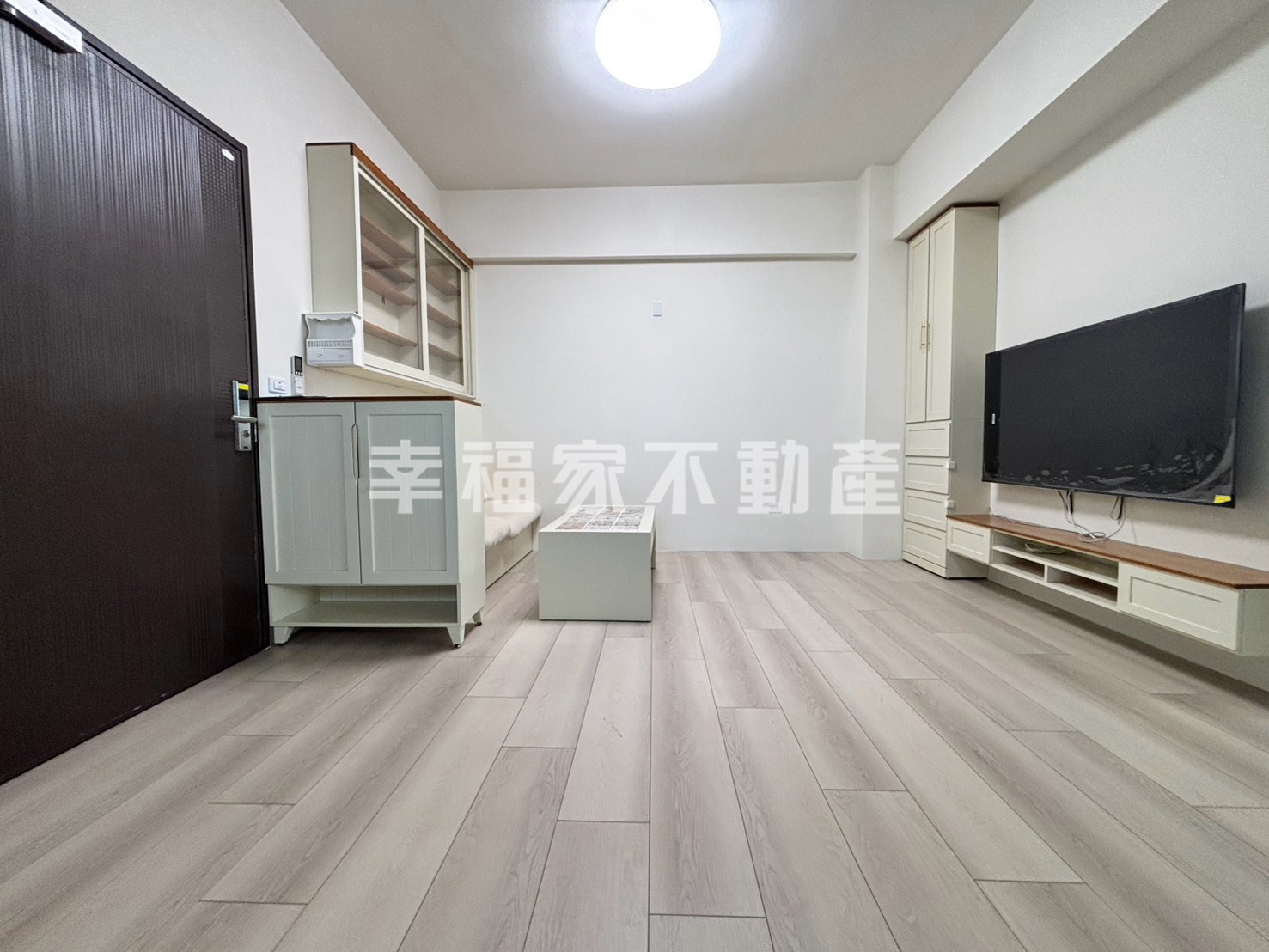 近果菜市場採光可隔三房平車