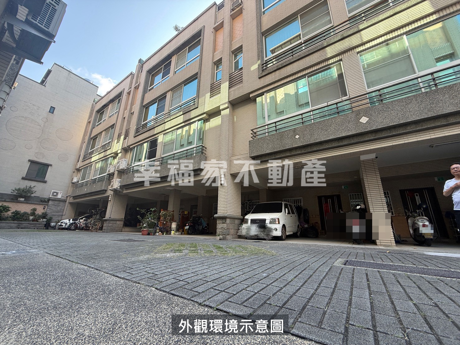 文元國小好市多旁雙車墅