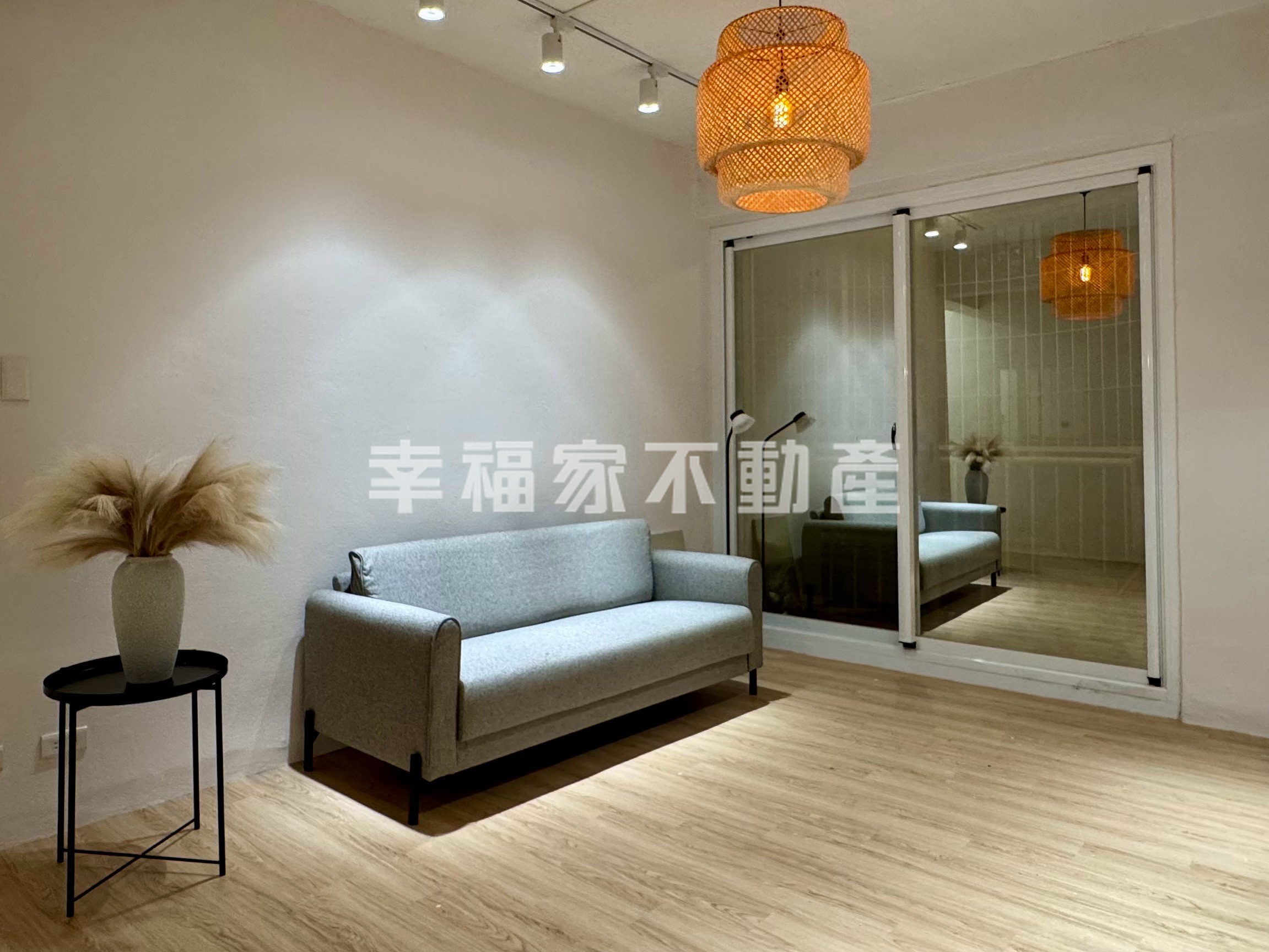 東區近南紡三房二樓整新寓