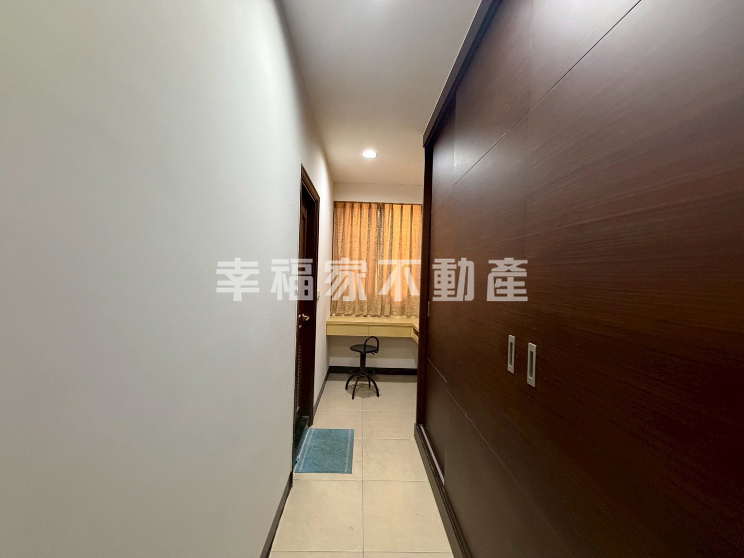 麻豆蛋黃區新生北路美車墅