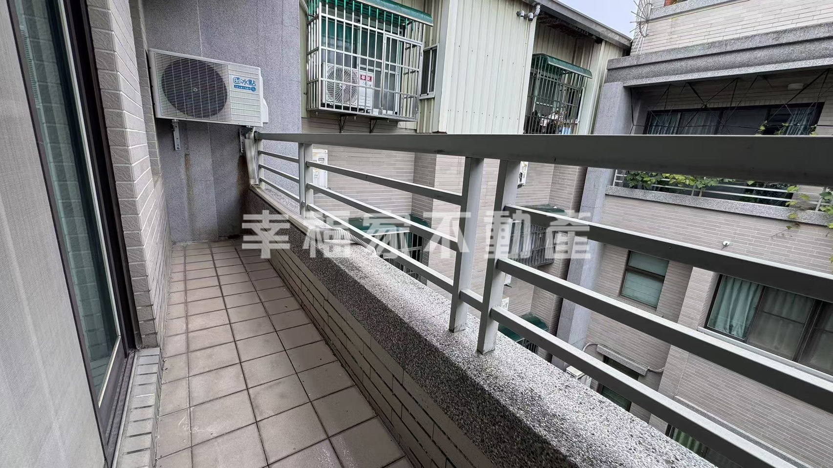 永康大學哈佛雙車美墅