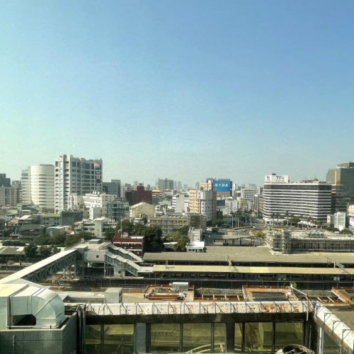 台南鐵路地下化工程近9成 力拼2026通車 東區熱門站區房價穩站4字頭