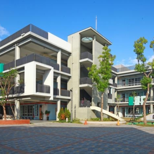 九份子國中小獲全國綠建築示範基地 學區與北外環快速道路加持 房價帶站4望5