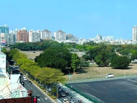 南市平實營區重劃保留2.1萬坪公園綠樹 結合轉運站與捷運 房價帶坐5邁6